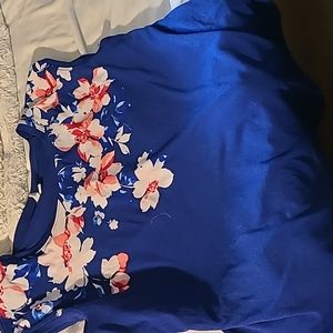 Elle short sleeve floral shirt